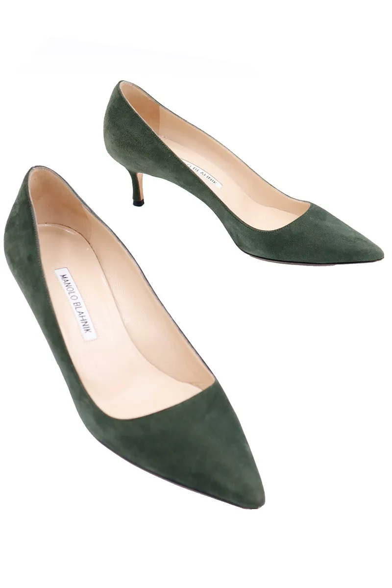 1990s Manolo Blahnik Green Suede Kitten Heel Pumps Shoes