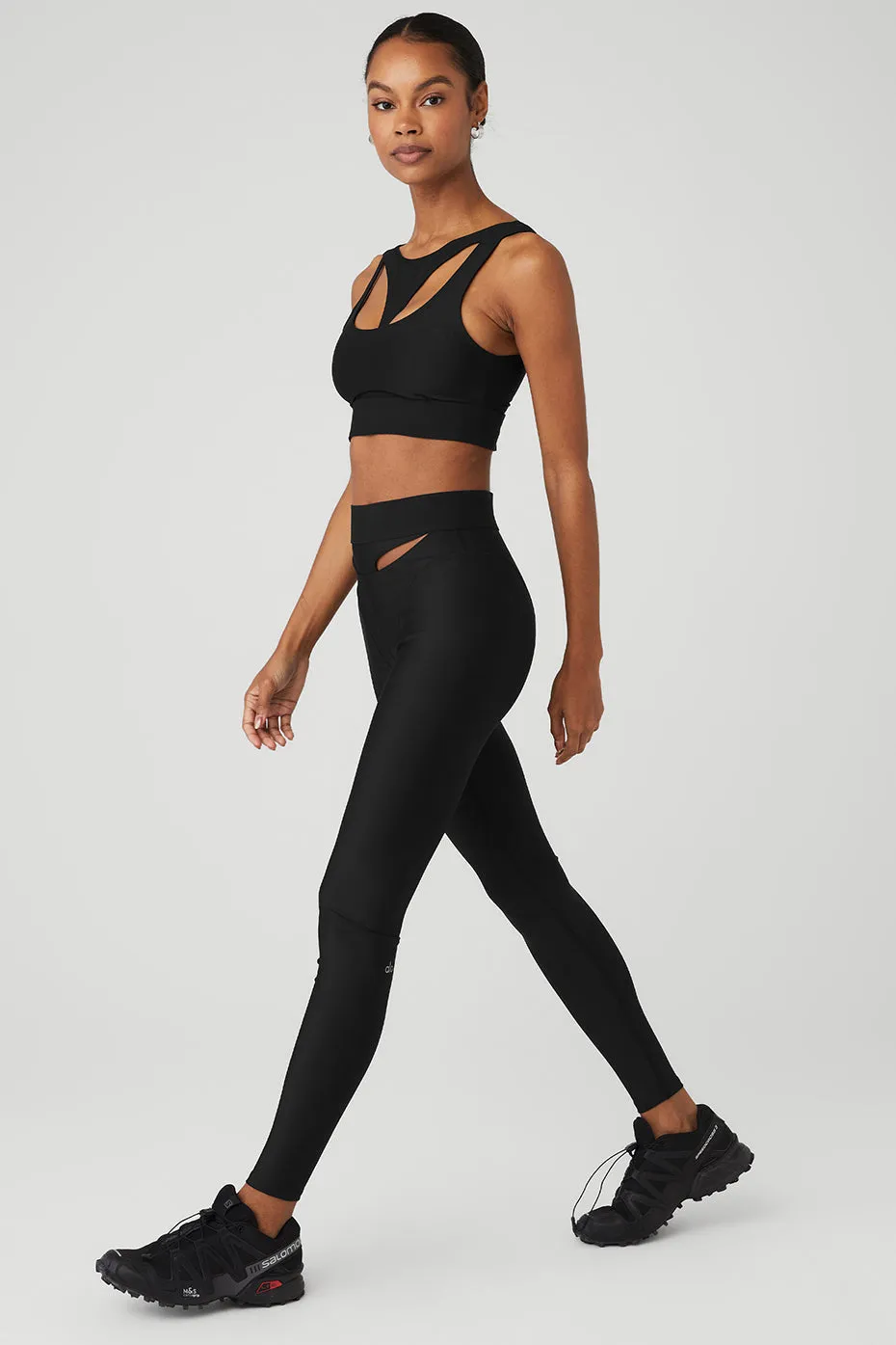 Airlift Cutaway Bra & Airlift High-Waist Cutaway Legging Set