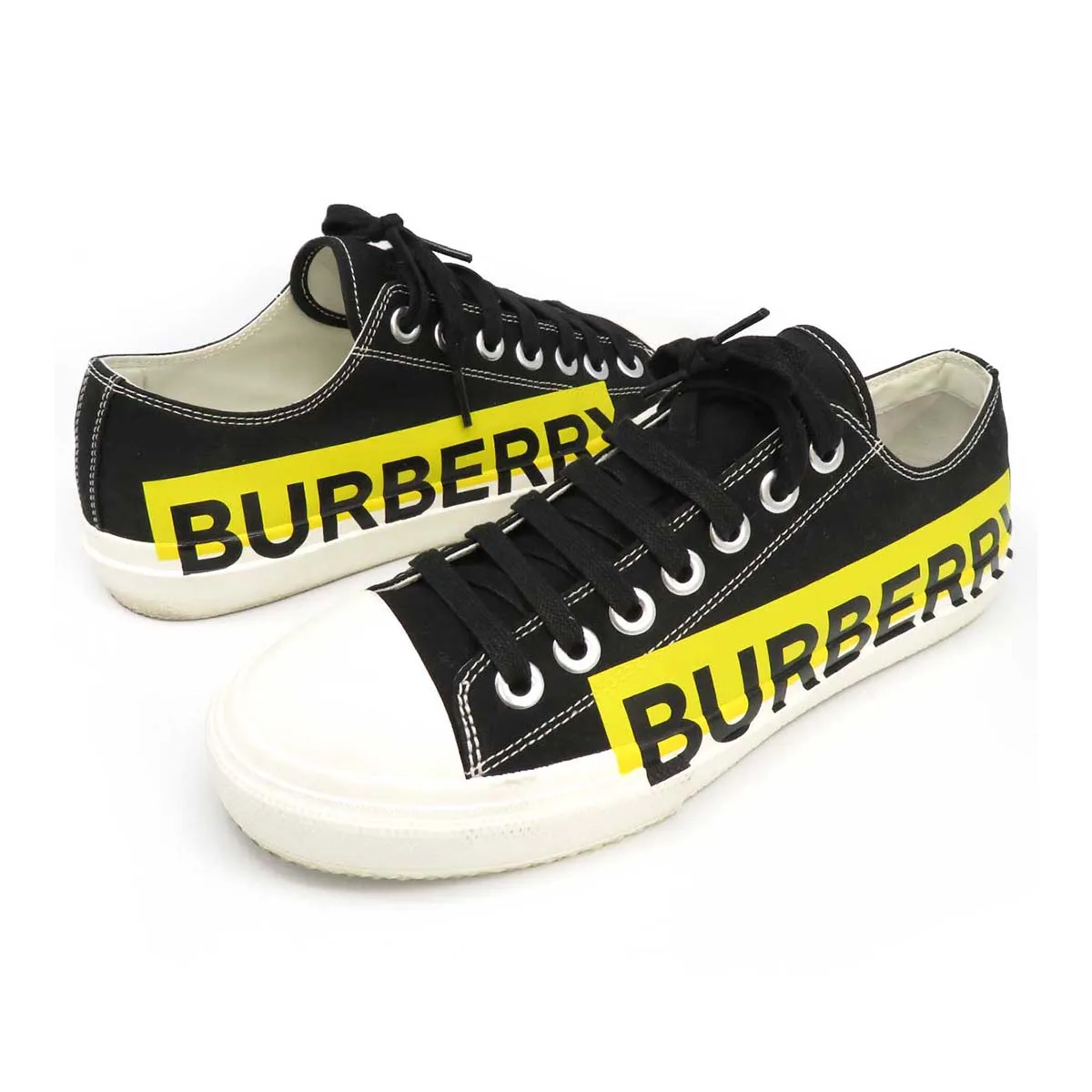 Burberry Canvas Sneakers Black 46628