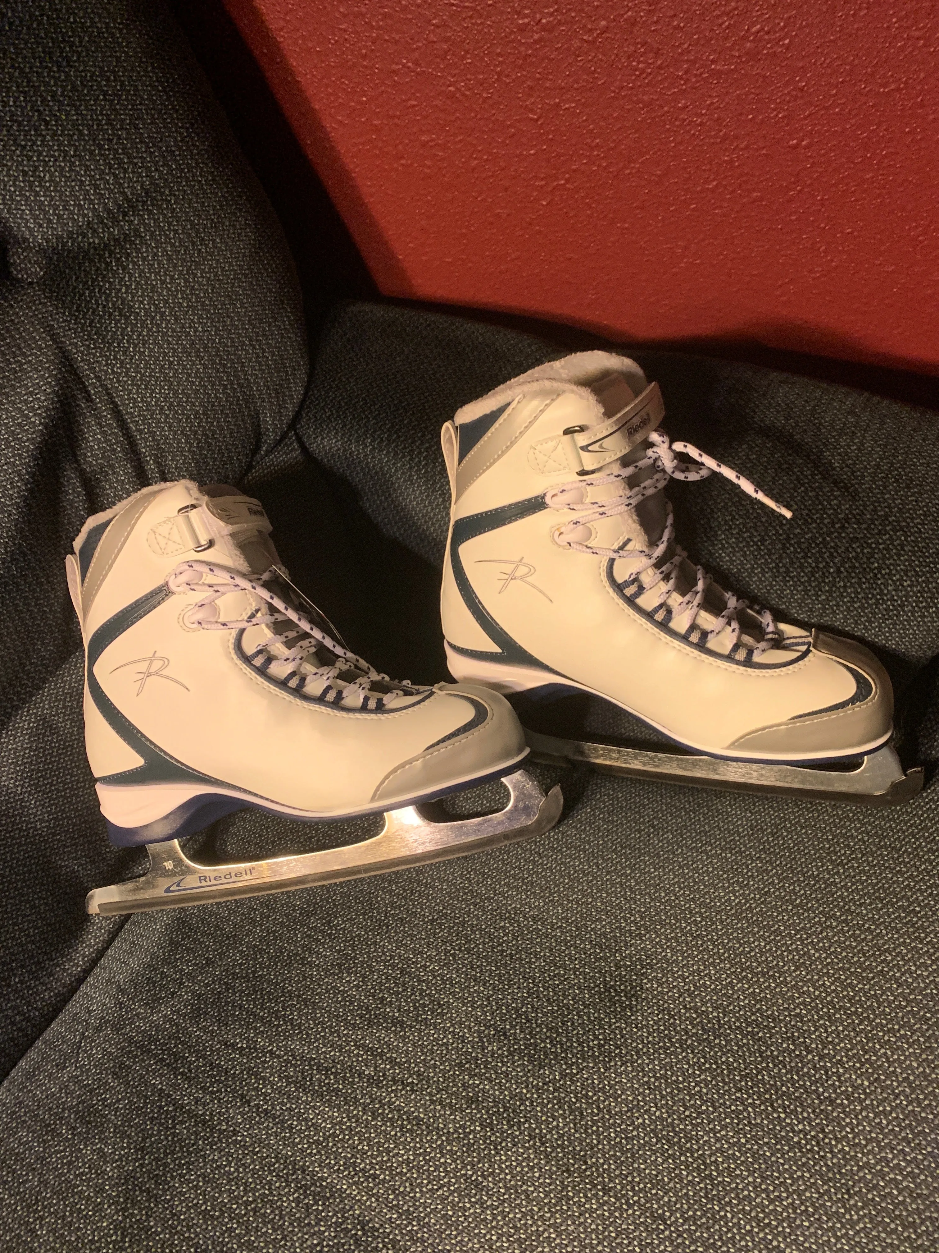 Figure Skate Boots Riedell F625 Size 9 Med White/Blue