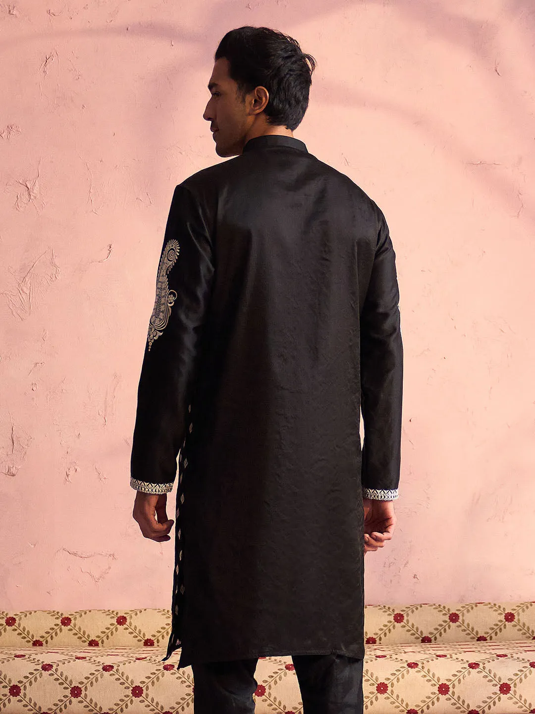 Jashvi Men's Black Silk Blend Embroidered Ethnic Kurta