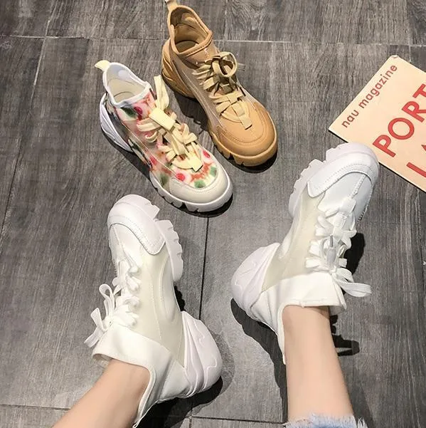 Korean Aesthetic Thin Canvas Sporty Outdoors Sneakers