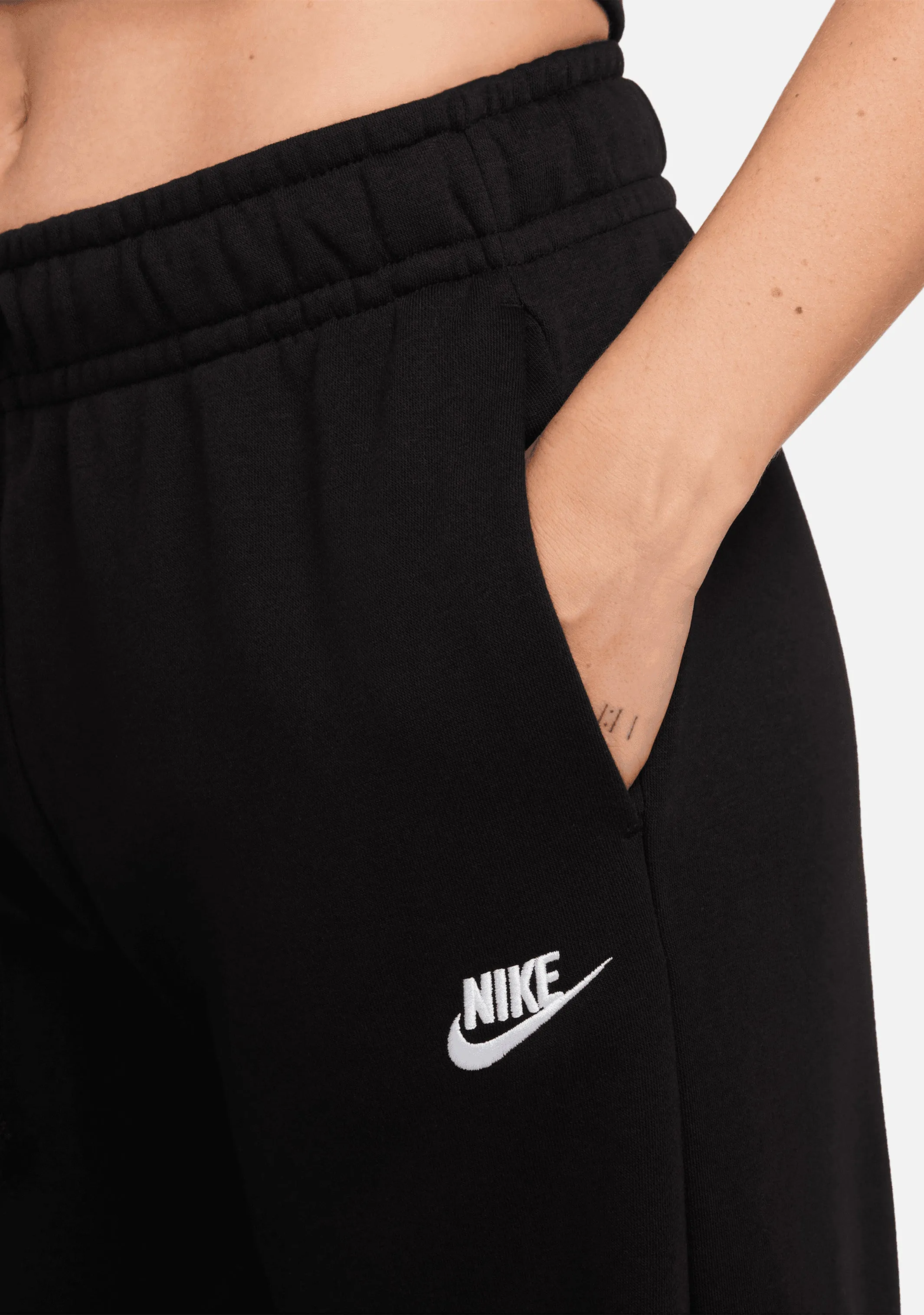 Nike Women's Mid-Rise Wide-Leg Fleece Sweatpants Black