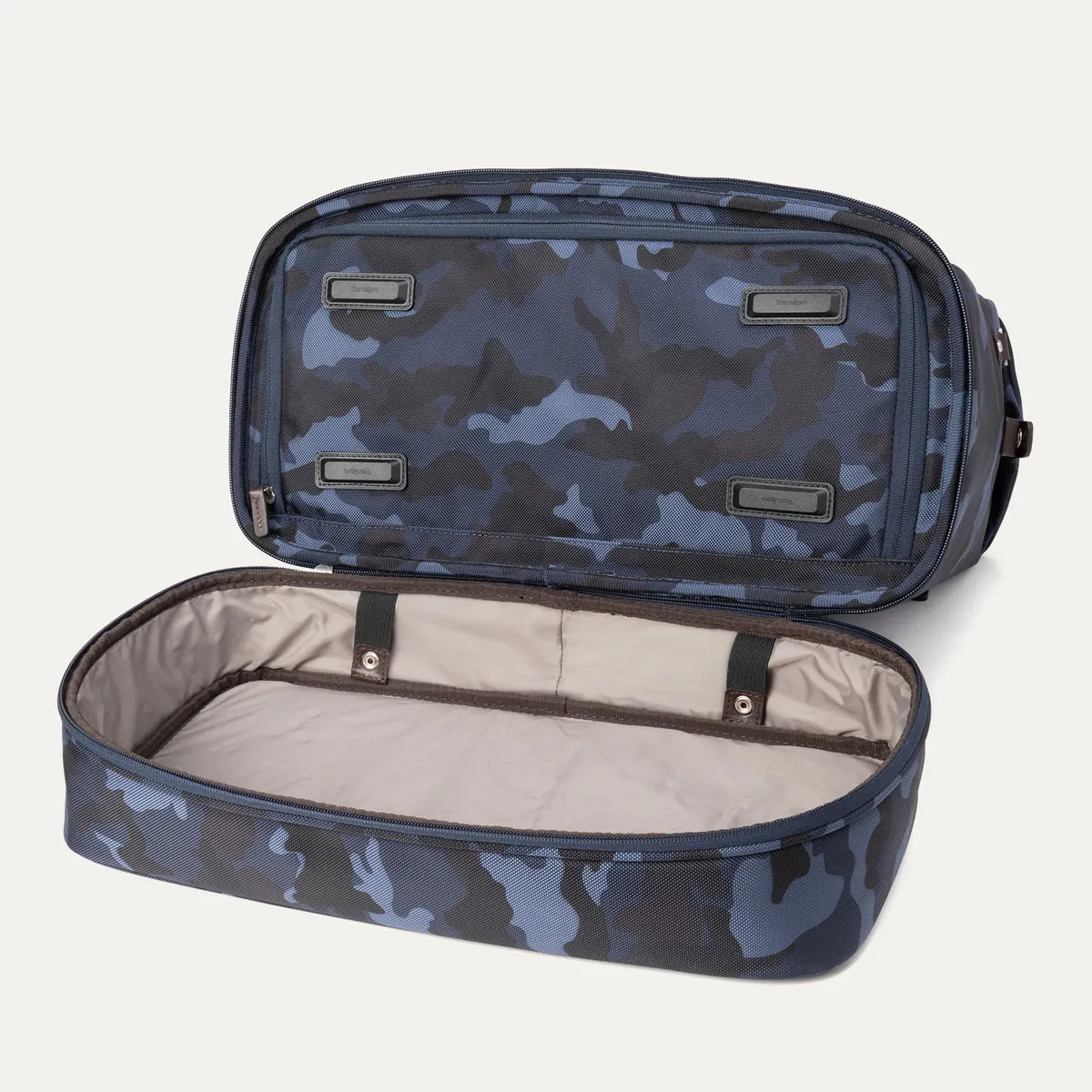 Platinum® Elite Drop-Bottom Weekender - Camouflage