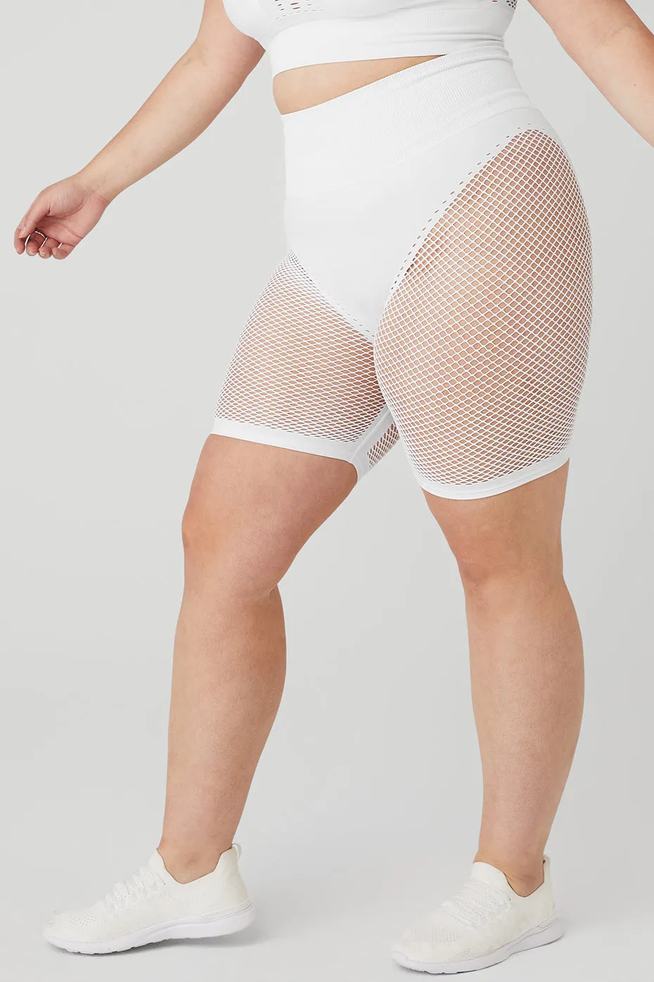 Seamless High-Waist Limitless Open Air Short - White