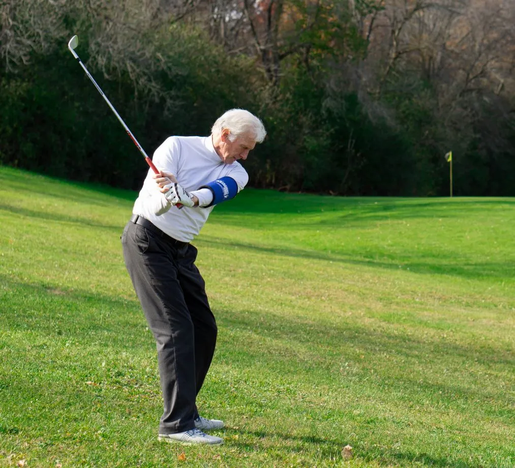 Straight Arm Golf Trainer