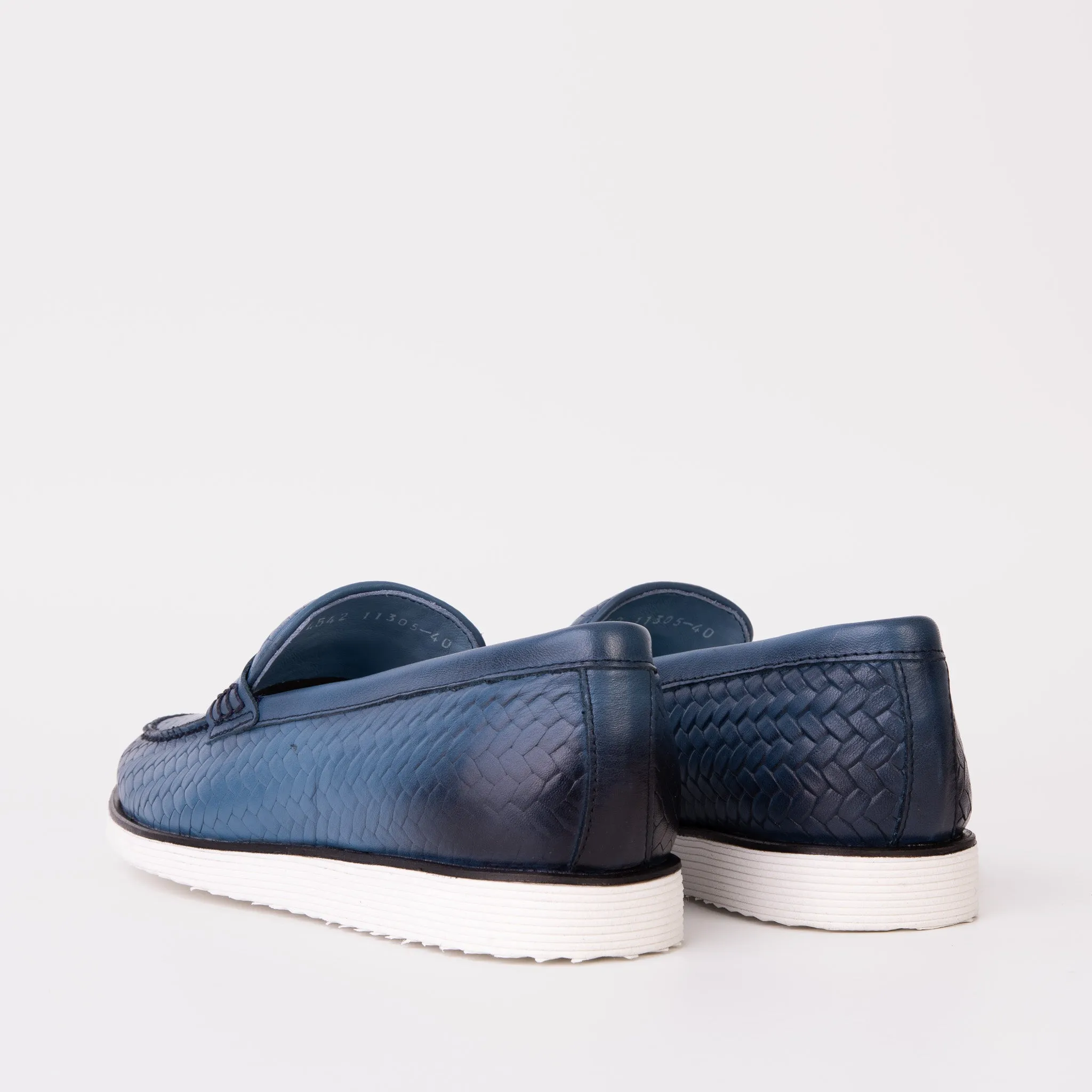 The Sperry Jeans Blue Leather Tassel Loafer Men Shoe