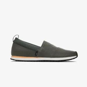 Toms | RESIDENT  { GREEN