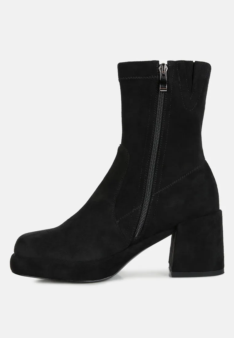 TWO-CUBES Black Suede Platform Ankle Boots