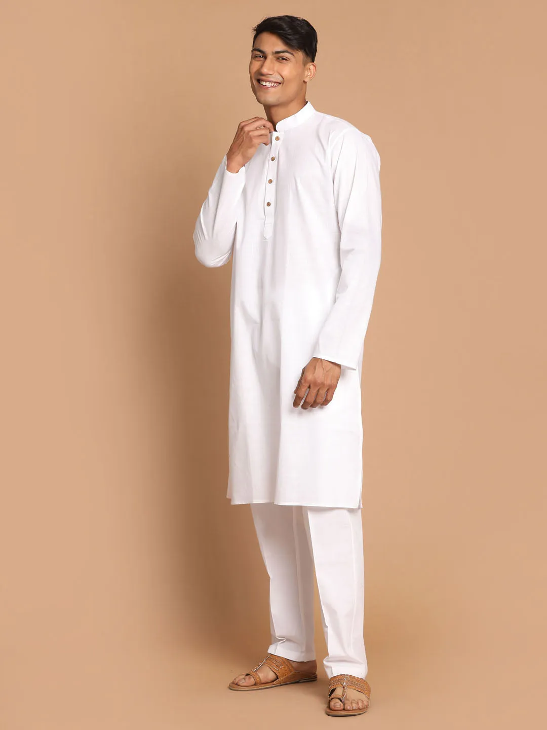 VASTRAMAY White Kurta Set with Prayer Cap